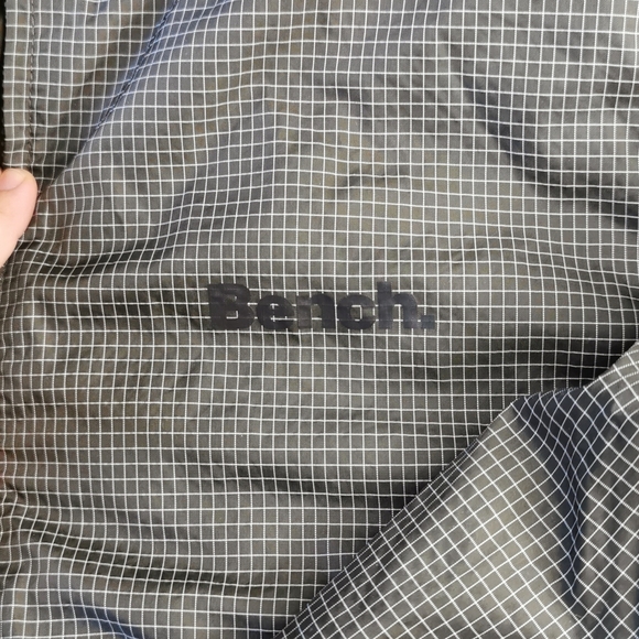 Bench Jacket - Picture 2 of 6